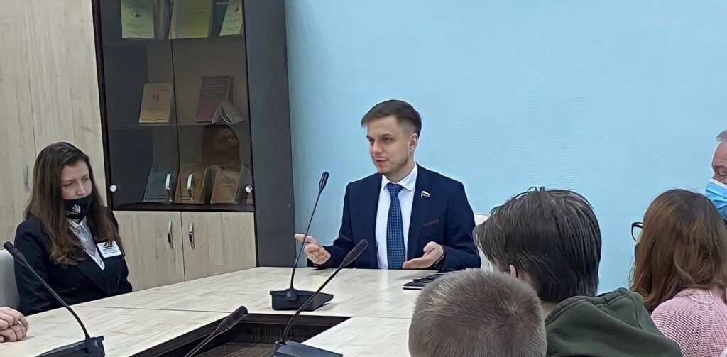 Антон Ткачев